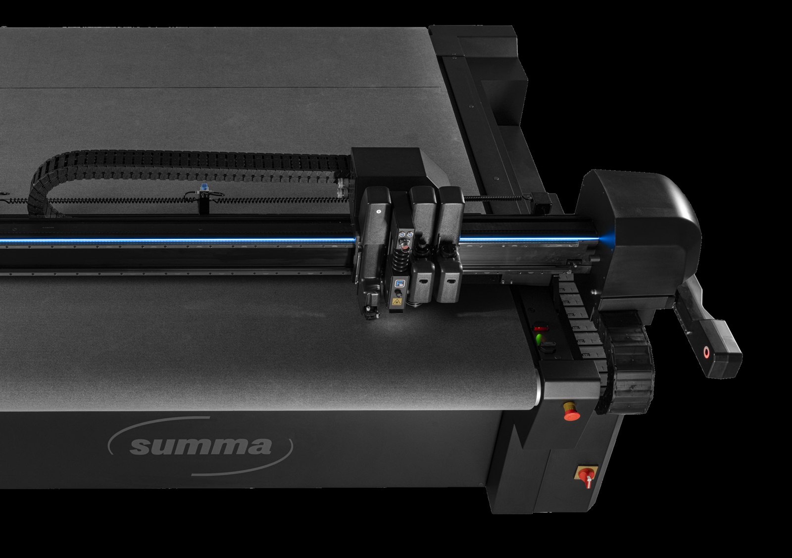 A Summa F Series Vantage flatbed cutter, showing the tool head and conveyor bed